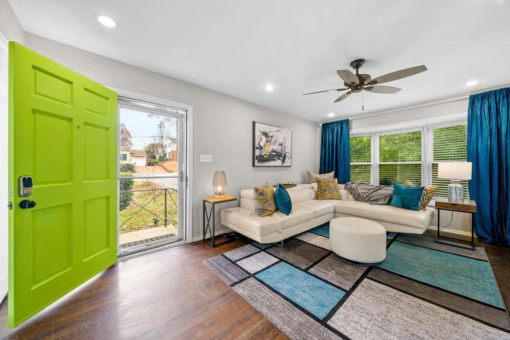 Goodkarma Rentals Refreshed Smyrna Home Near Battery Atl Half Mile To Interstate 애틀랜타 외부 사진