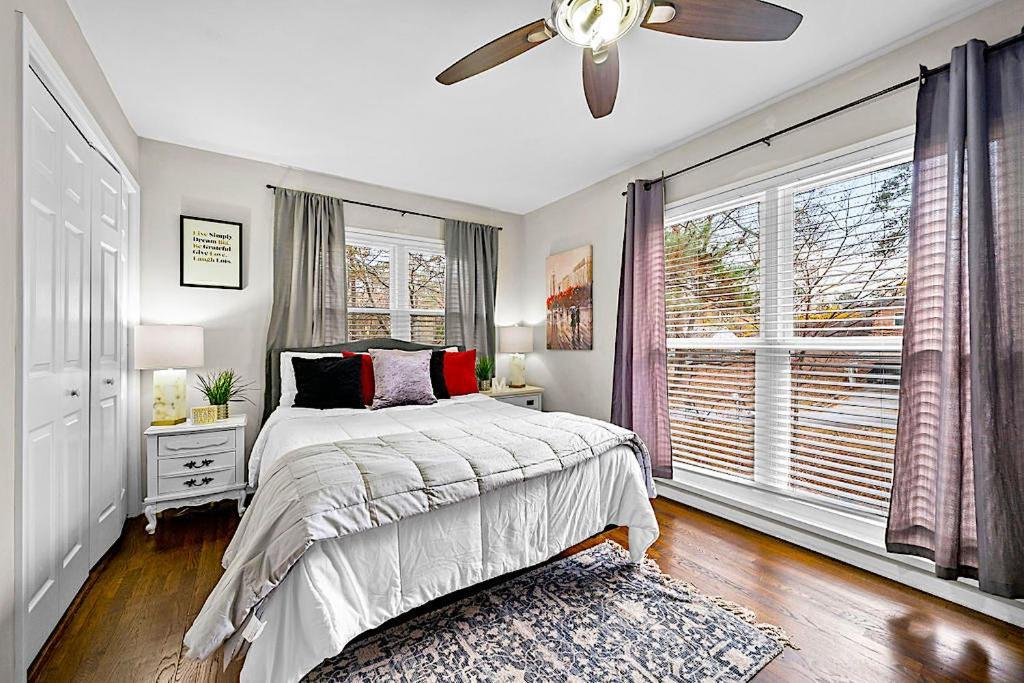 Goodkarma Rentals Refreshed Smyrna Home Near Battery Atl Half Mile To Interstate 애틀랜타 외부 사진